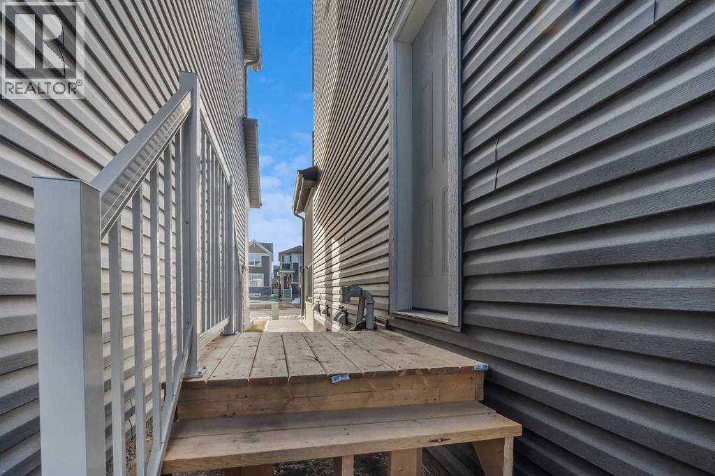 164 Belmont Boulevard Sw, Calgary, Alberta  T2X 4W3 - Photo 5 - A2279109
