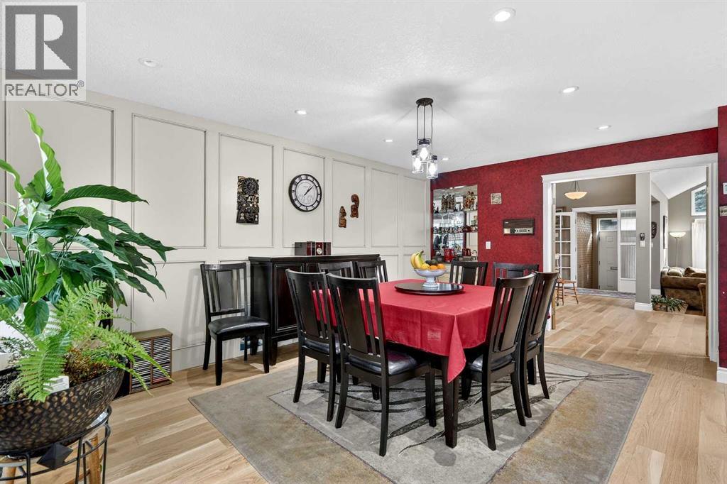 80 Oakmount Way Sw, Calgary, Alberta  T2V 4Y1 - Photo 19 - A2284151