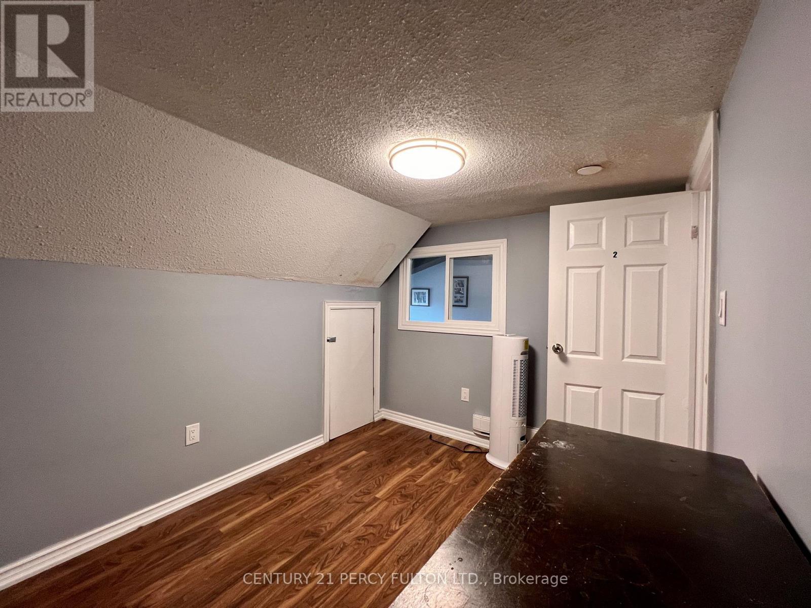 108 Cumberland Avenue, Hamilton, Ontario  L8M 1Z3 - Photo 7 - X12836290