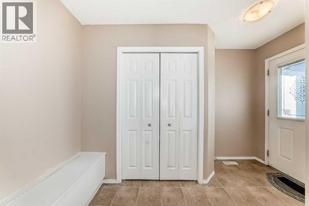 79 Saddlebrook Common Ne, Calgary, Alberta  T3J 0J6 - Photo 20 - A2287147