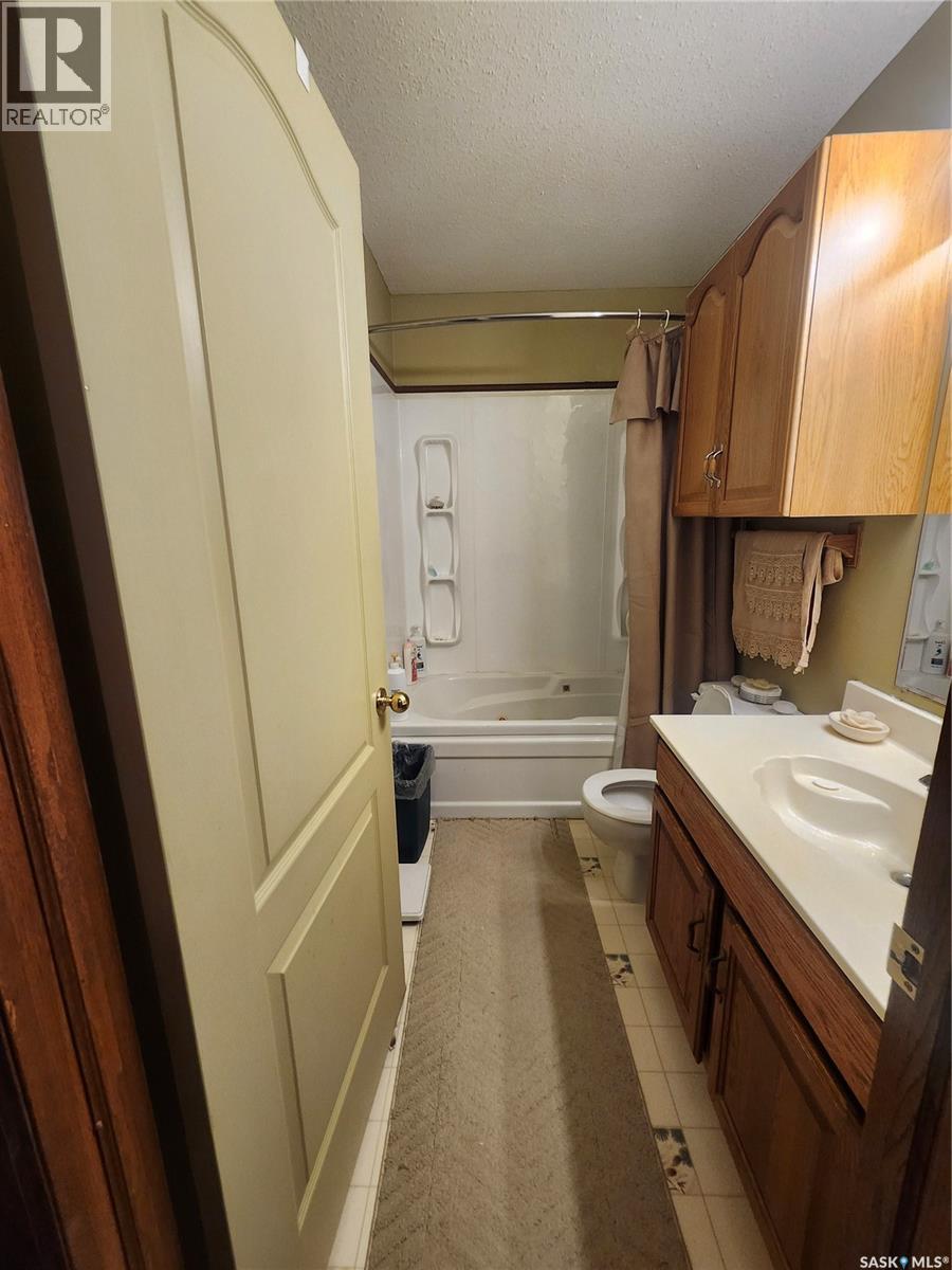 209 1st Avenue N, Big River, Saskatchewan  S0J 0E0 - Photo 15 - SK029490