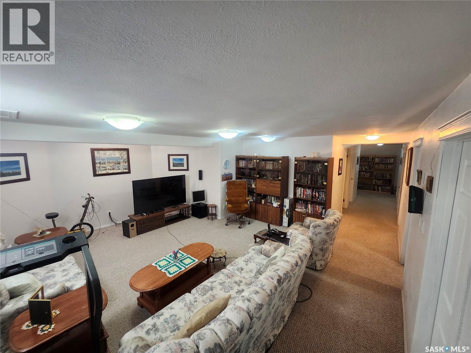 209 1st Avenue N, Big River, Saskatchewan  S0J 0E0 - Photo 23 - SK029490