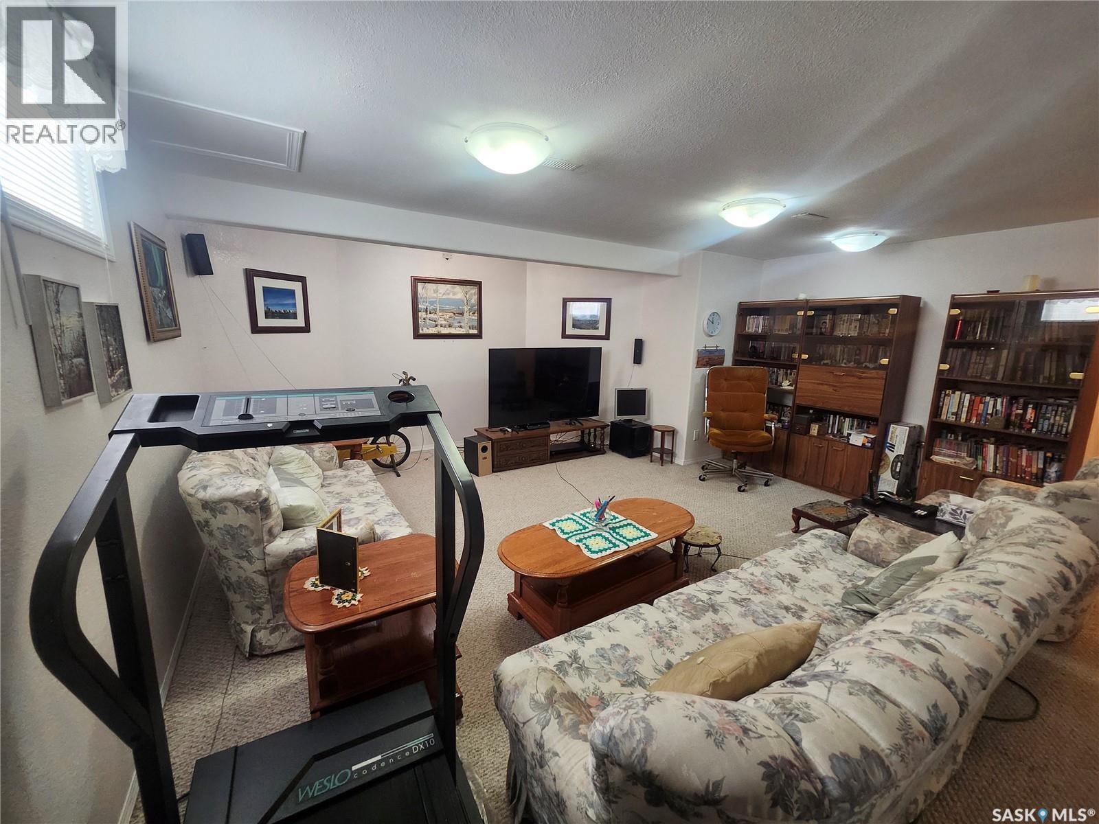 209 1st Avenue N, Big River, Saskatchewan  S0J 0E0 - Photo 24 - SK029490