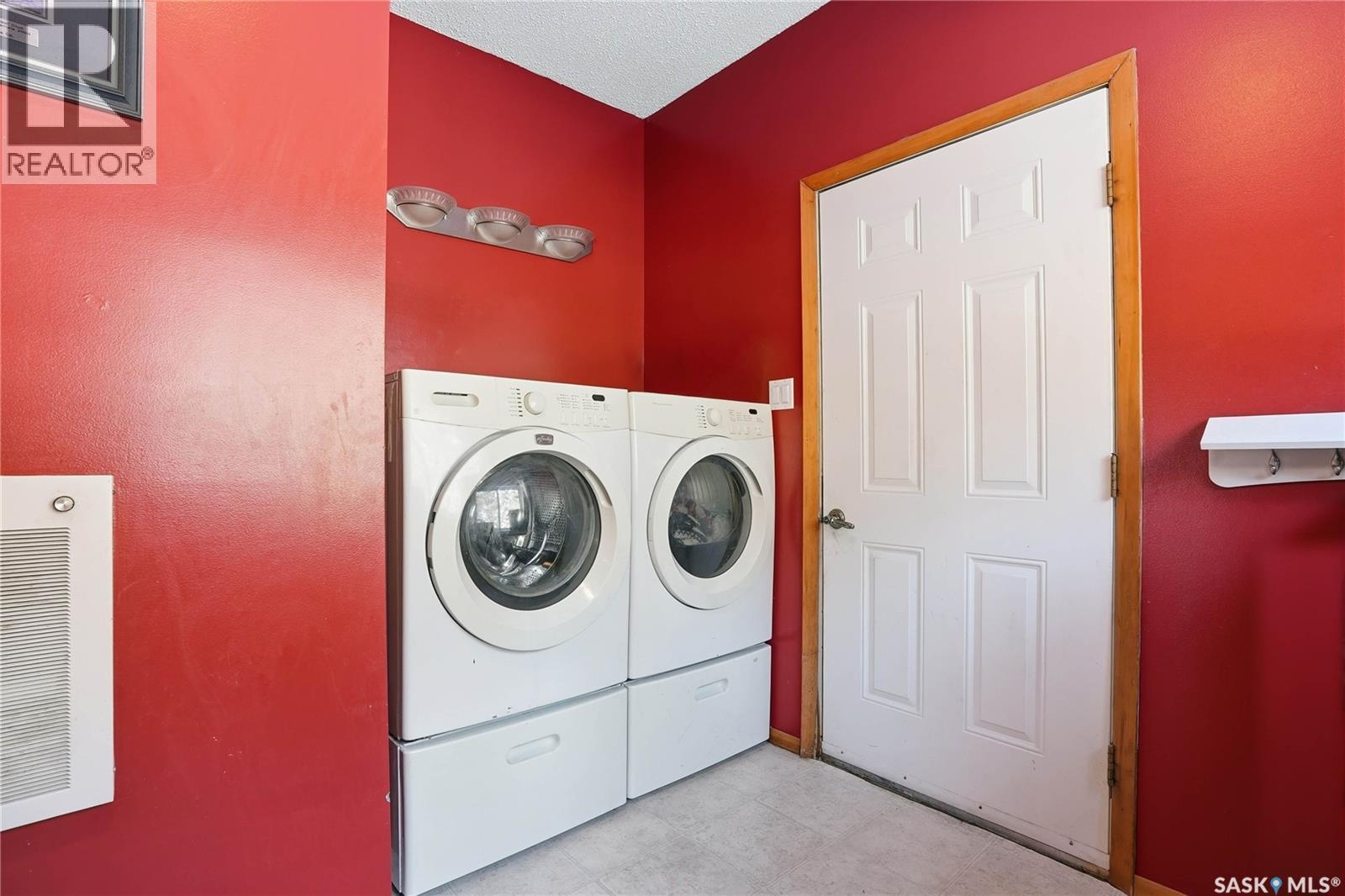 Elliot Acreage, Hoodoo Rm No. 401, Saskatchewan  S0K 4P0 - Photo 16 - SK029456