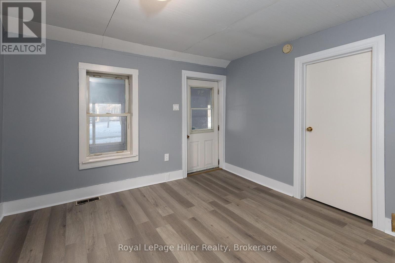 529 Albert Street, Stratford, Ontario  N5A 3L6 - Photo 8 - X12597634