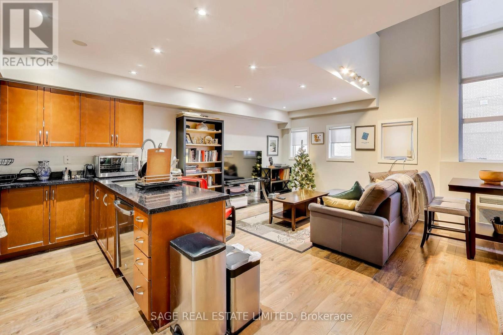 115 - 21 Earl Street, Toronto, Ontario  M4Y 1M4 - Photo 7 - C12763834