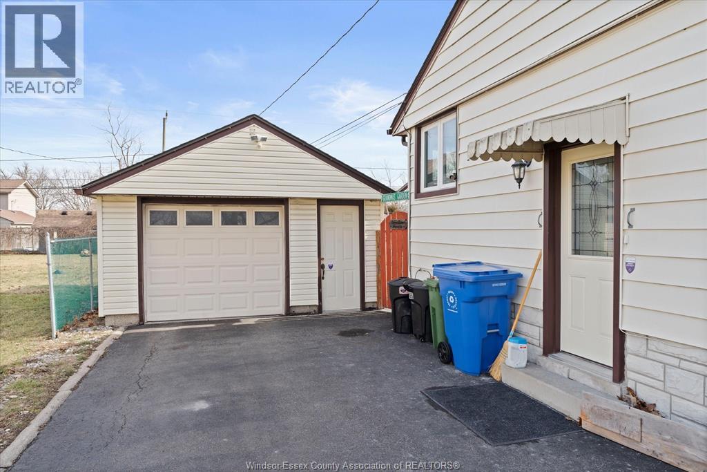 1896 Buckingham Drive, Windsor, Ontario  N8T 2A8 - Photo 30 - 26004347