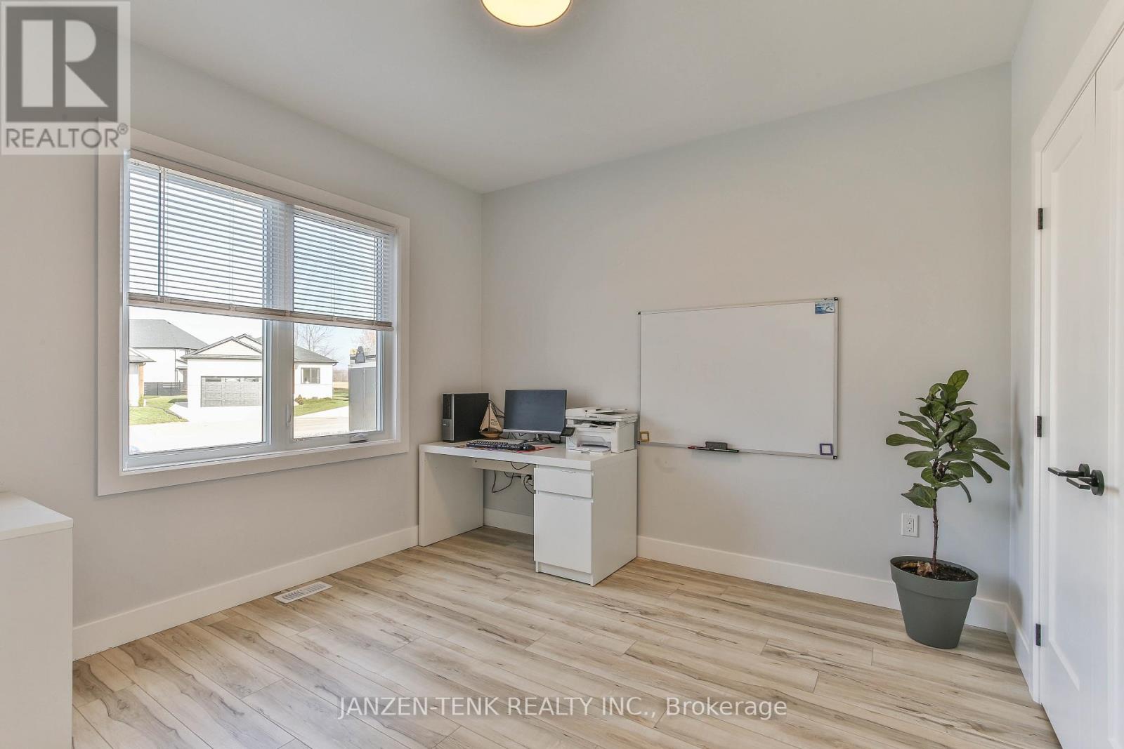 8 Charles Court, Bayham, Ontario  N0J 1T0 - Photo 28 - X12570786