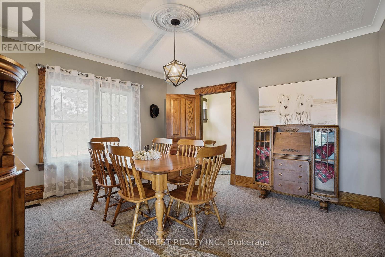 136 Furnival Road, West Elgin, Ontario  N0L 2C0 - Photo 16 - X12645742