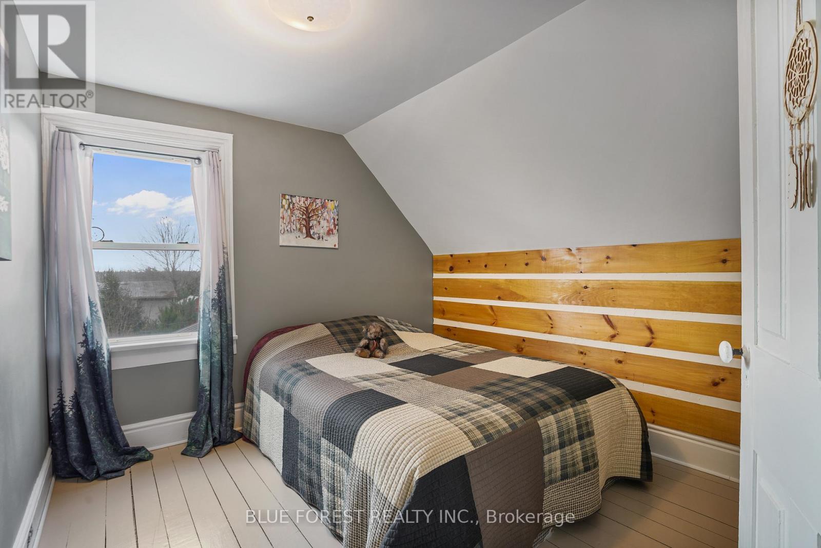 136 Furnival Road, West Elgin, Ontario  N0L 2C0 - Photo 26 - X12645742