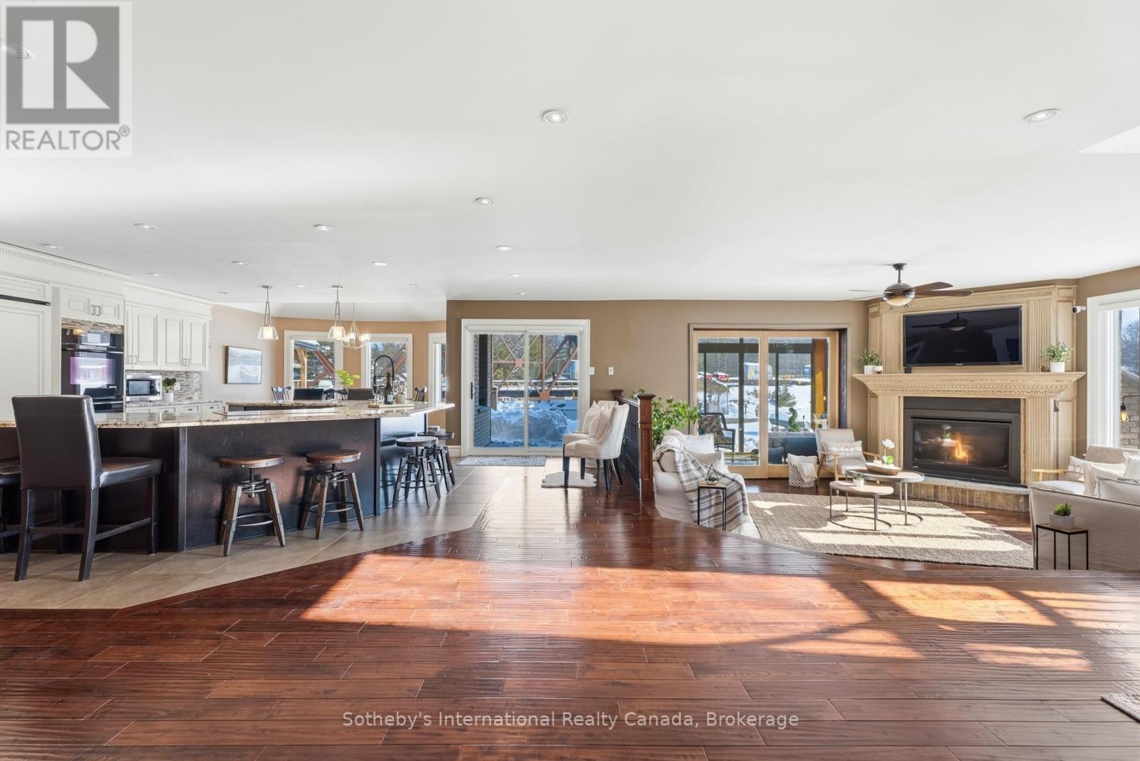 7583 Oak Point Road, Ramara, Ontario  L0K 2B0 - Photo 12 - S12836410