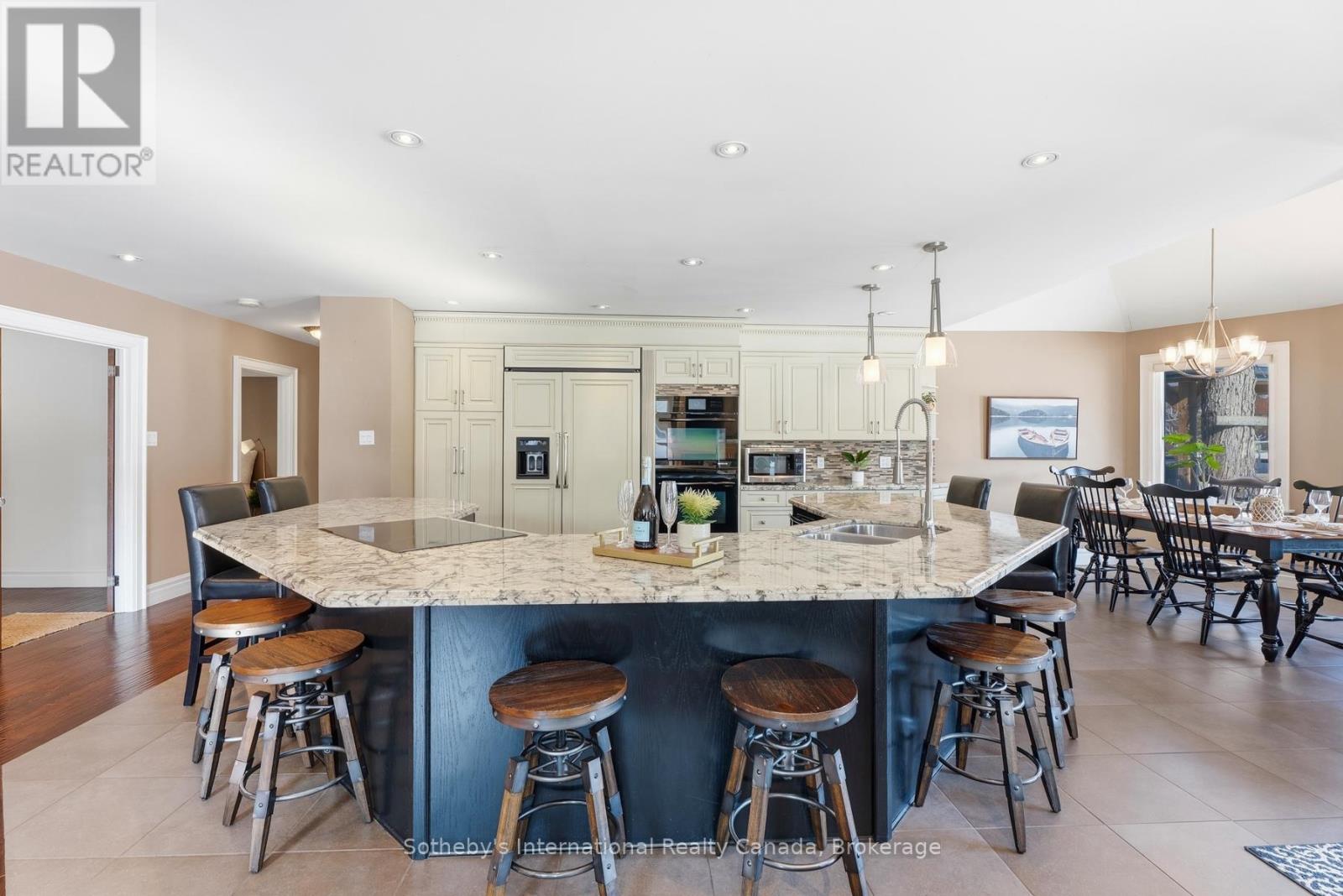 7583 Oak Point Road, Ramara, Ontario  L0K 2B0 - Photo 13 - S12836410