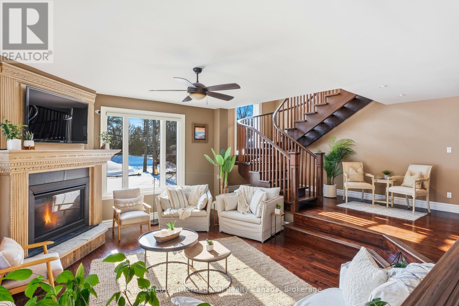 7583 Oak Point Road, Ramara, Ontario  L0K 2B0 - Photo 17 - S12836410