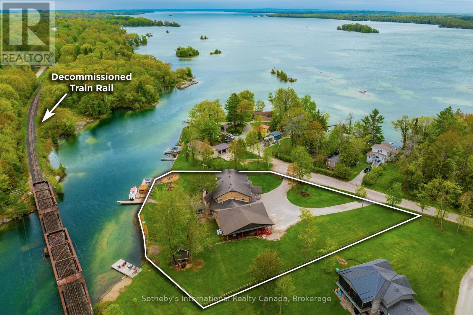 7583 Oak Point Road, Ramara, Ontario  L0K 2B0 - Photo 3 - S12836410