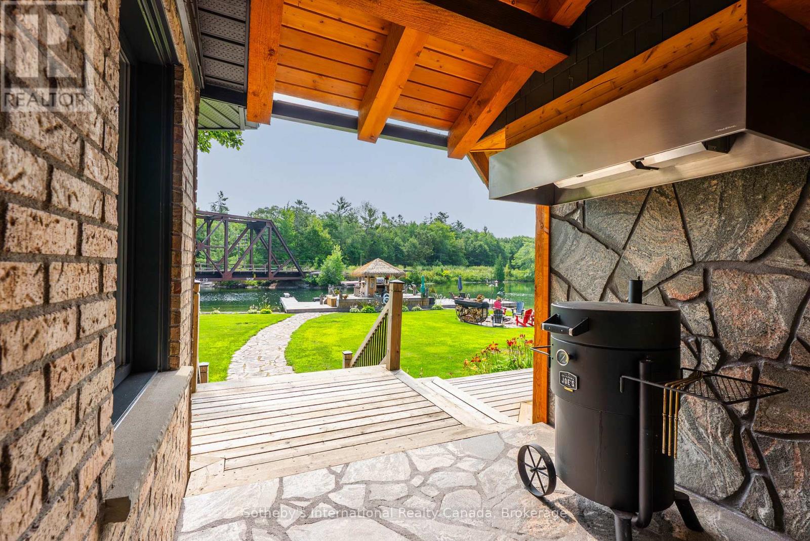 7583 Oak Point Road, Ramara, Ontario  L0K 2B0 - Photo 34 - S12836410