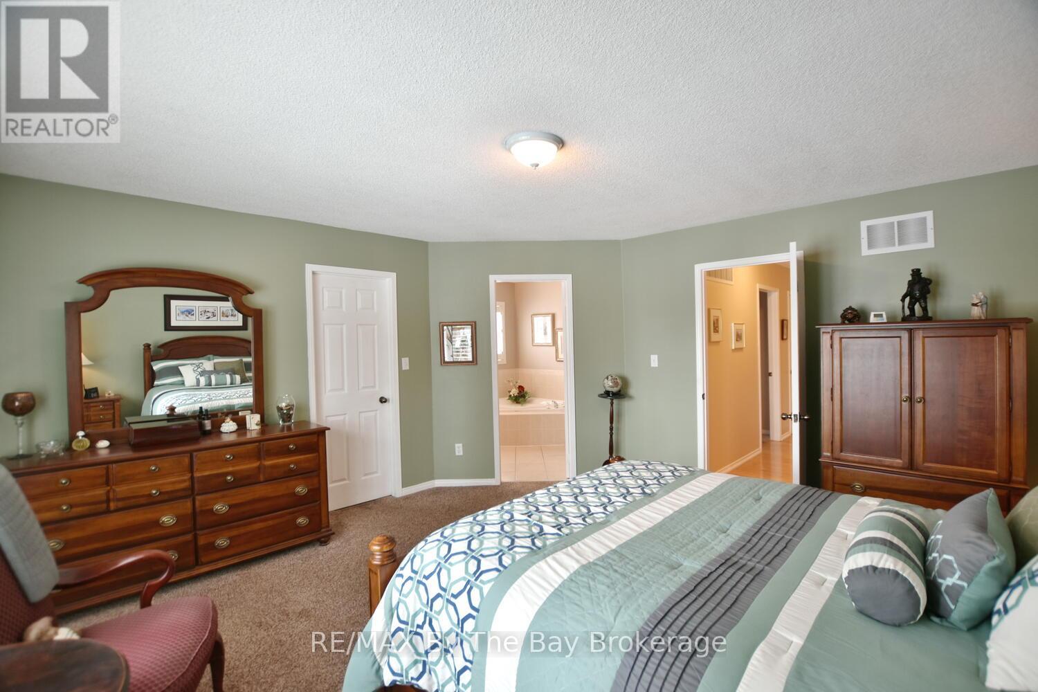 3 Foxwood Crescent, Wasaga Beach, Ontario  L9Z 1M7 - Photo 26 - S12836424