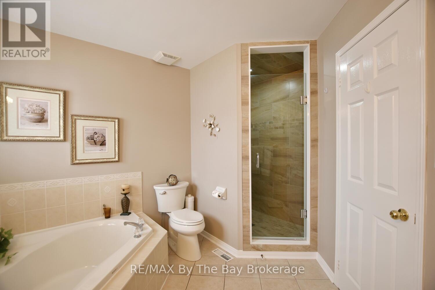3 Foxwood Crescent, Wasaga Beach, Ontario  L9Z 1M7 - Photo 28 - S12836424