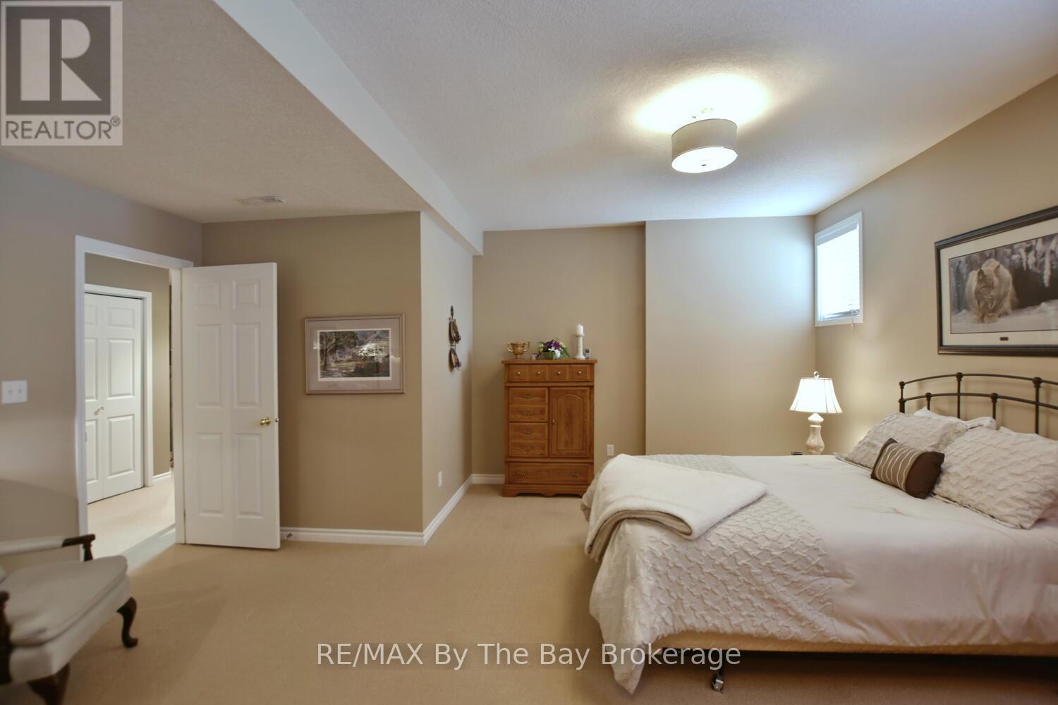 3 Foxwood Crescent, Wasaga Beach, Ontario  L9Z 1M7 - Photo 38 - S12836424