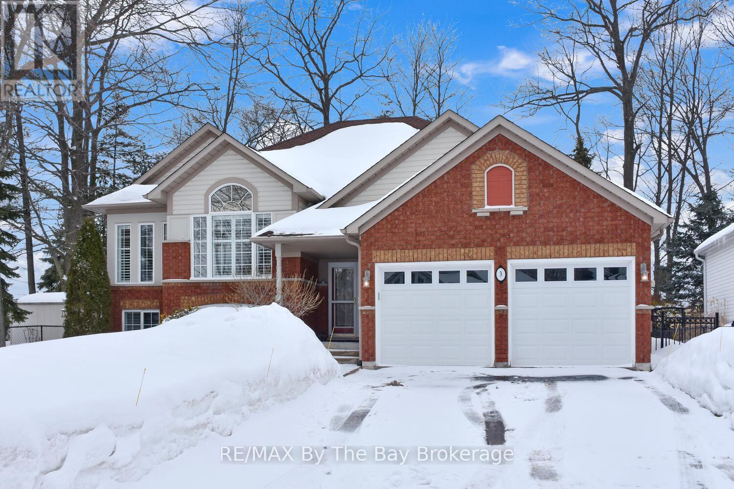 3 Foxwood Crescent, Wasaga Beach, Ontario  L9Z 1M7 - Photo 4 - S12836424