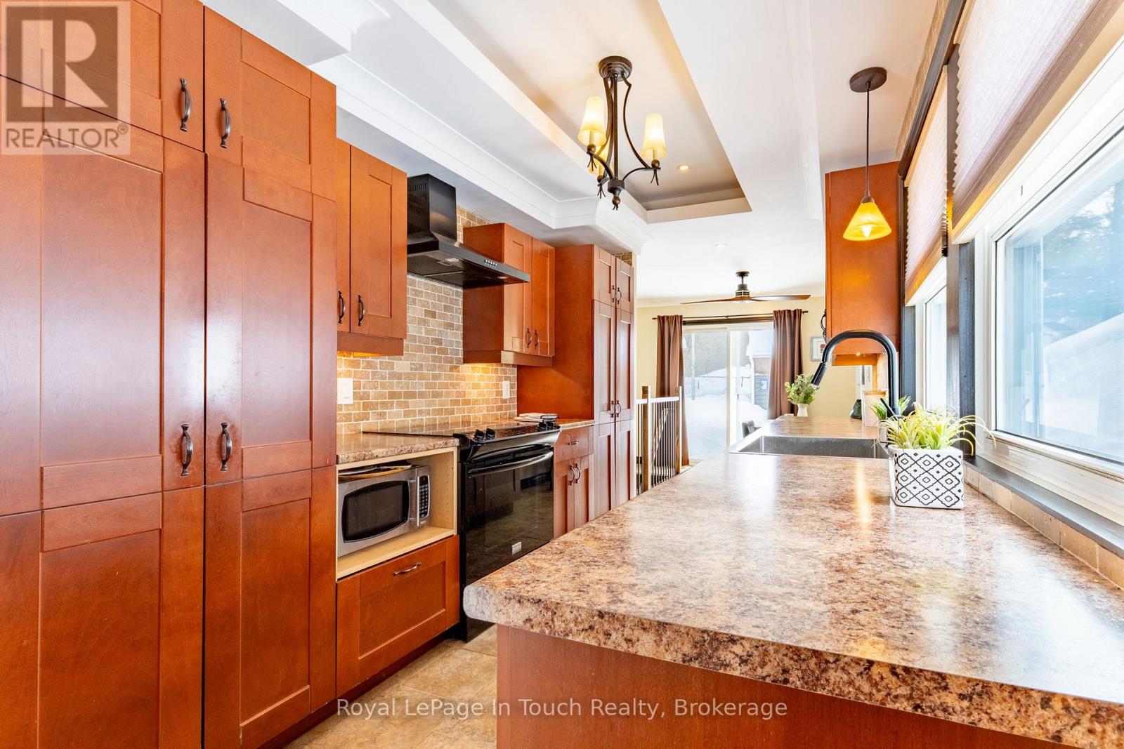 727 Victoria Street, Midland, Ontario  L4R 1B2 - Photo 19 - S12836432