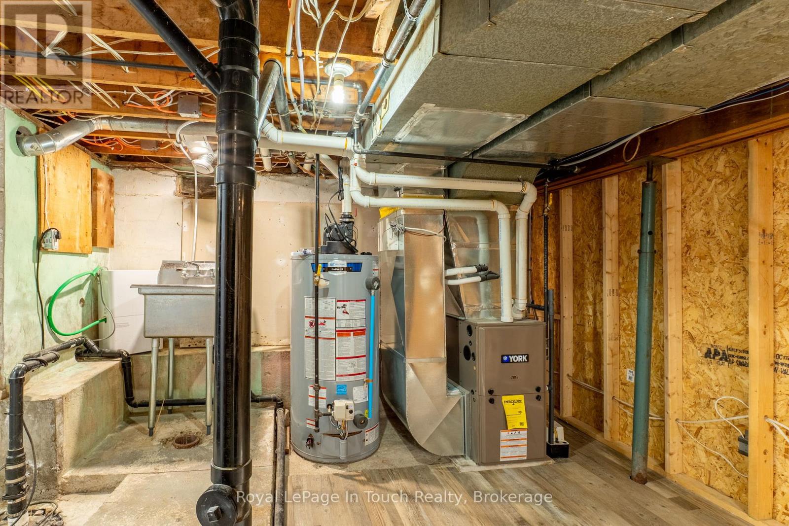 727 Victoria Street, Midland, Ontario  L4R 1B2 - Photo 26 - S12836432