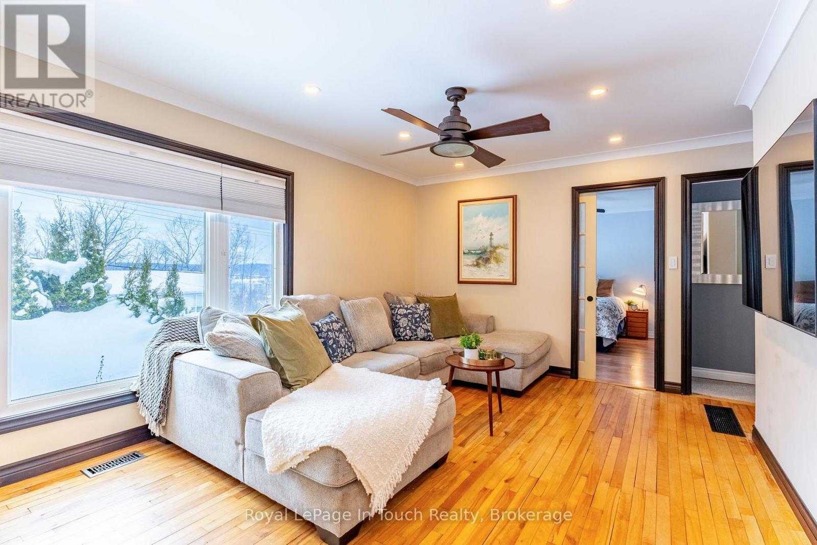 727 Victoria Street, Midland, Ontario  L4R 1B2 - Photo 6 - S12836432