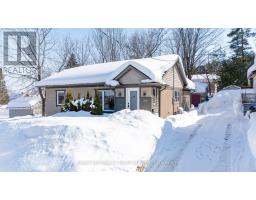 727 VICTORIA STREET, midland, Ontario