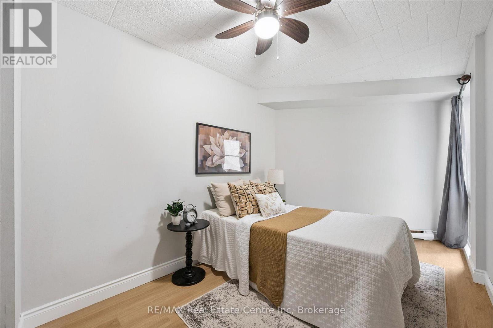 102 - 105 Conroy Crescent, Guelph, Ontario N1G 2V5 - Photo 12 - X12836342