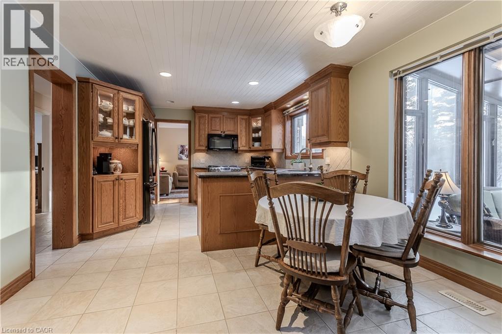 2431 Britannia Road, Burlington, Ontario  L7P 0E9 - Photo 13 - 40806405