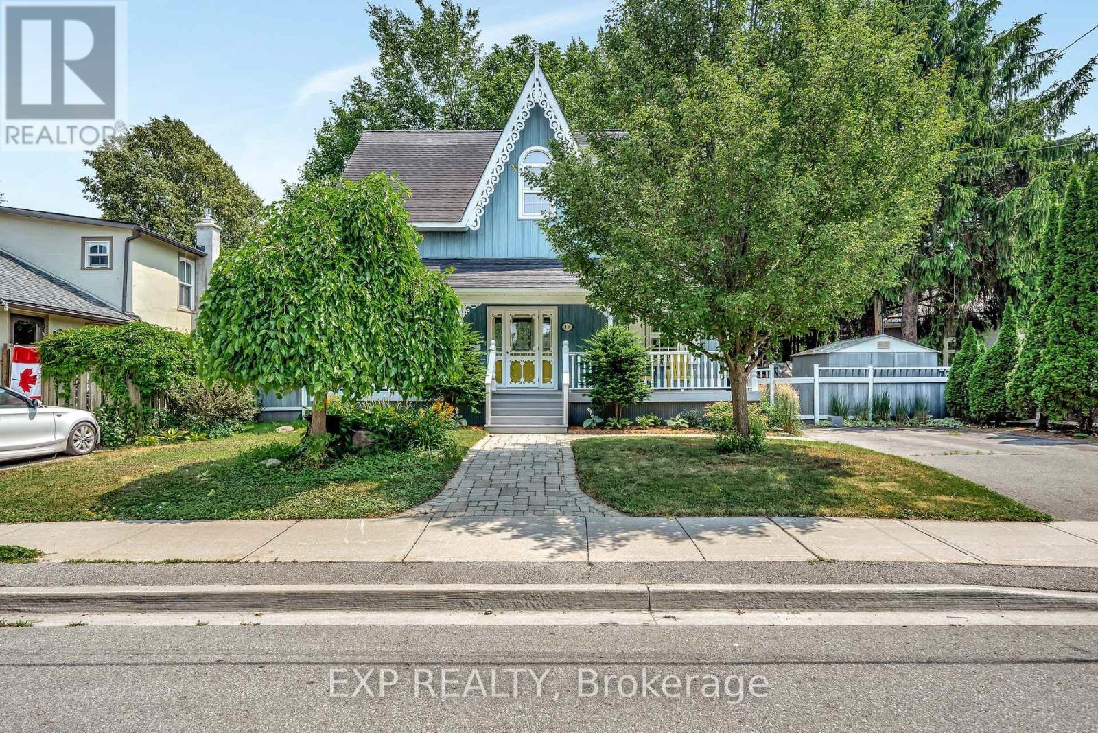 18 QUEEN STREET, Prince Edward County, Ontario