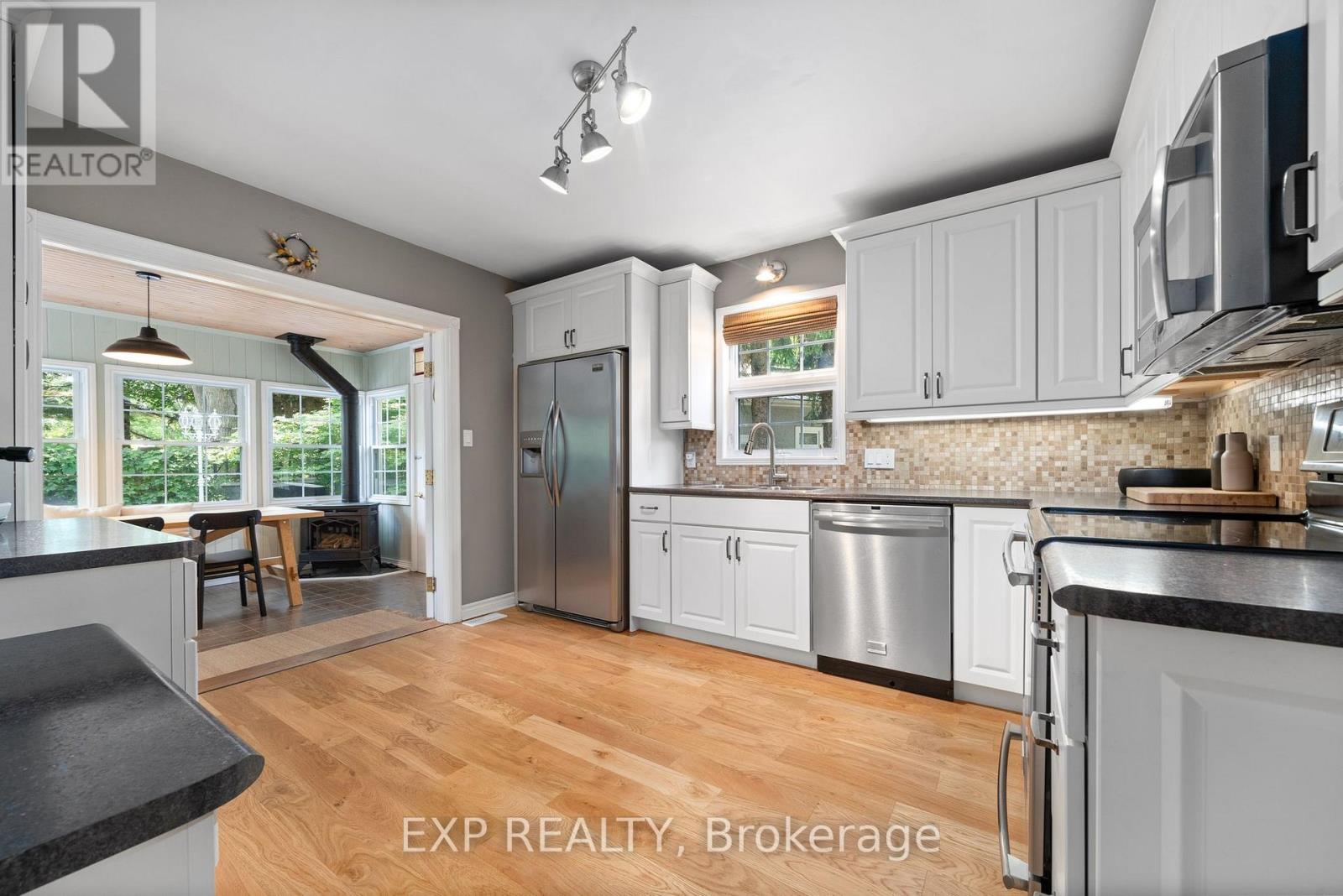 18 Queen Street, Prince Edward County, Ontario  K0K 2T0 - Photo 10 - X12836292