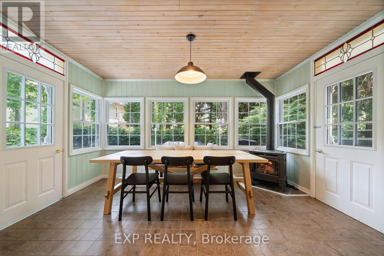 18 Queen Street, Prince Edward County, Ontario  K0K 2T0 - Photo 12 - X12836292