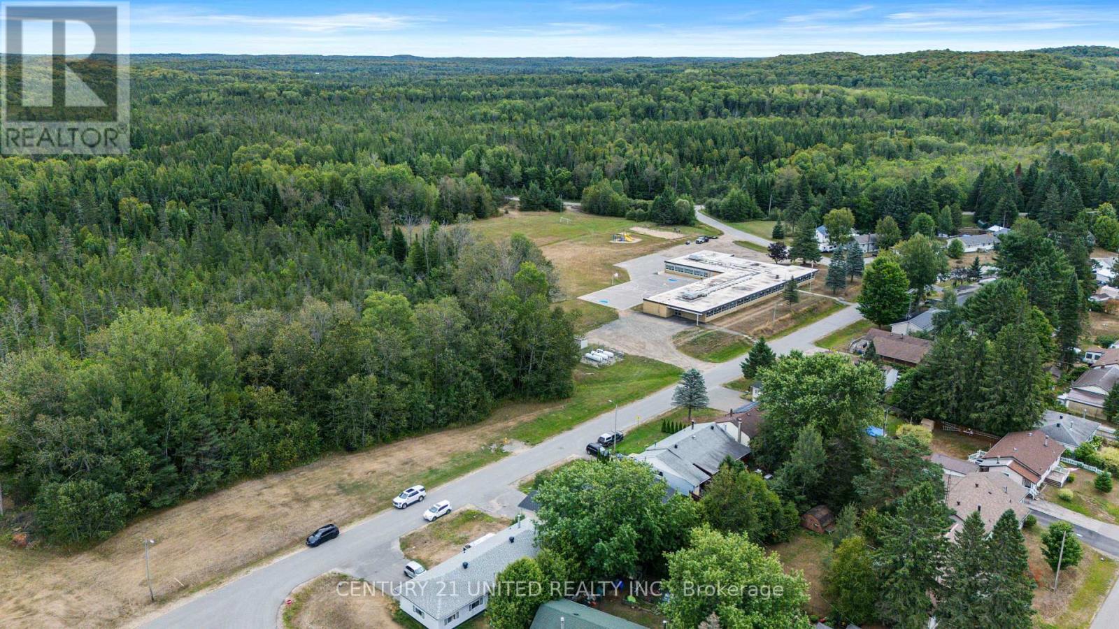 60 Hemlock Street, Highlands East, Ontario  K0L 1M0 - Photo 32 - X12836308