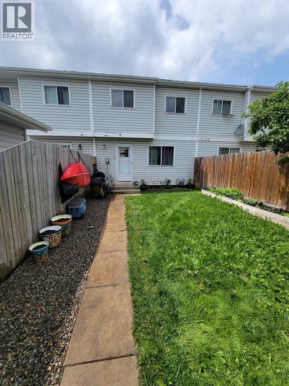 5 Erickson Drive, Red Deer, Alberta  T4R 2A3 - Photo 27 - A2288204