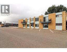 121 Broadway Avenue E, Redcliff, Alberta