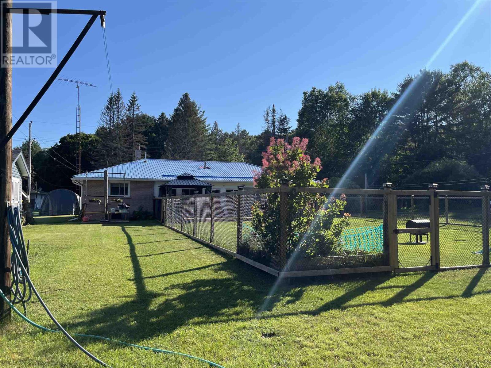 20 Warnock Rd, Iron Bridge, Ontario  P0R 1H0 - Photo 14 - SM260394