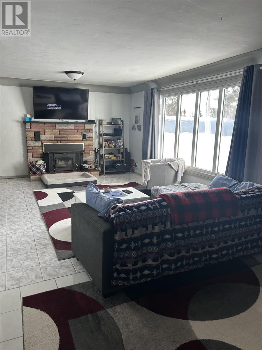 20 Warnock Rd, Iron Bridge, Ontario  P0R 1H0 - Photo 3 - SM260394