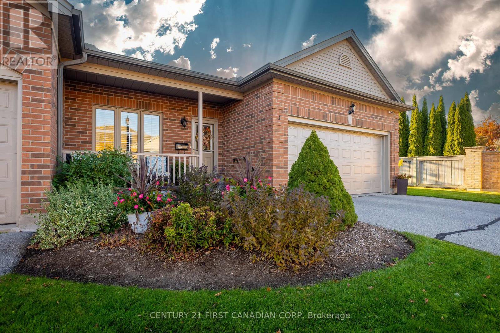 1 - 205 NORTH CENTRE ROAD, London North, Ontario