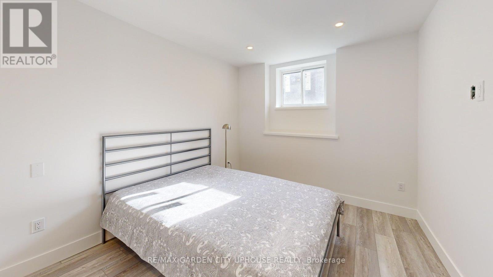 168 Russell Avenue, St. Catharines, Ontario  L2R 1W6 - Photo 10 - X12582862