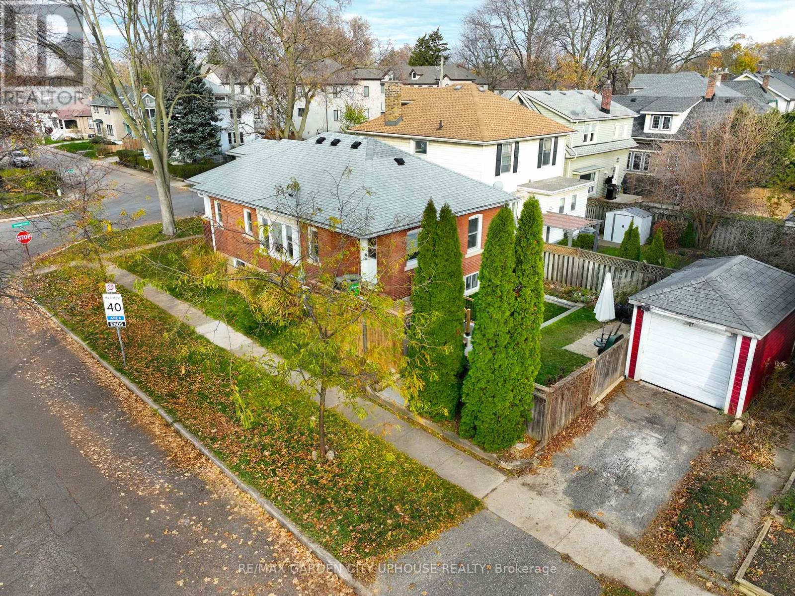 168 Russell Avenue, St. Catharines, Ontario  L2R 1W6 - Photo 12 - X12582862