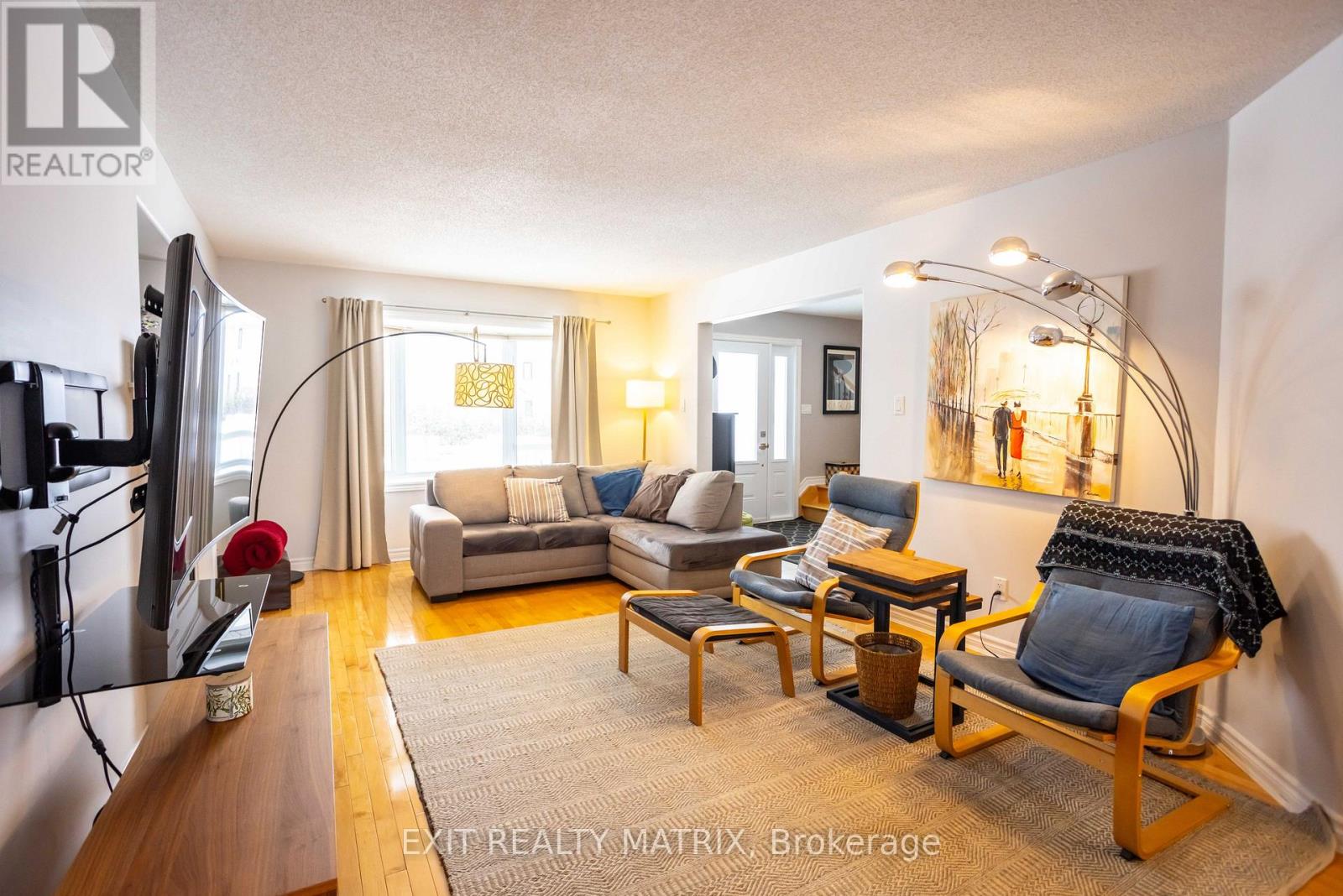 106 Lachaine Street, Russell, Ontario  K0A 3H0 - Photo 11 - X12836316