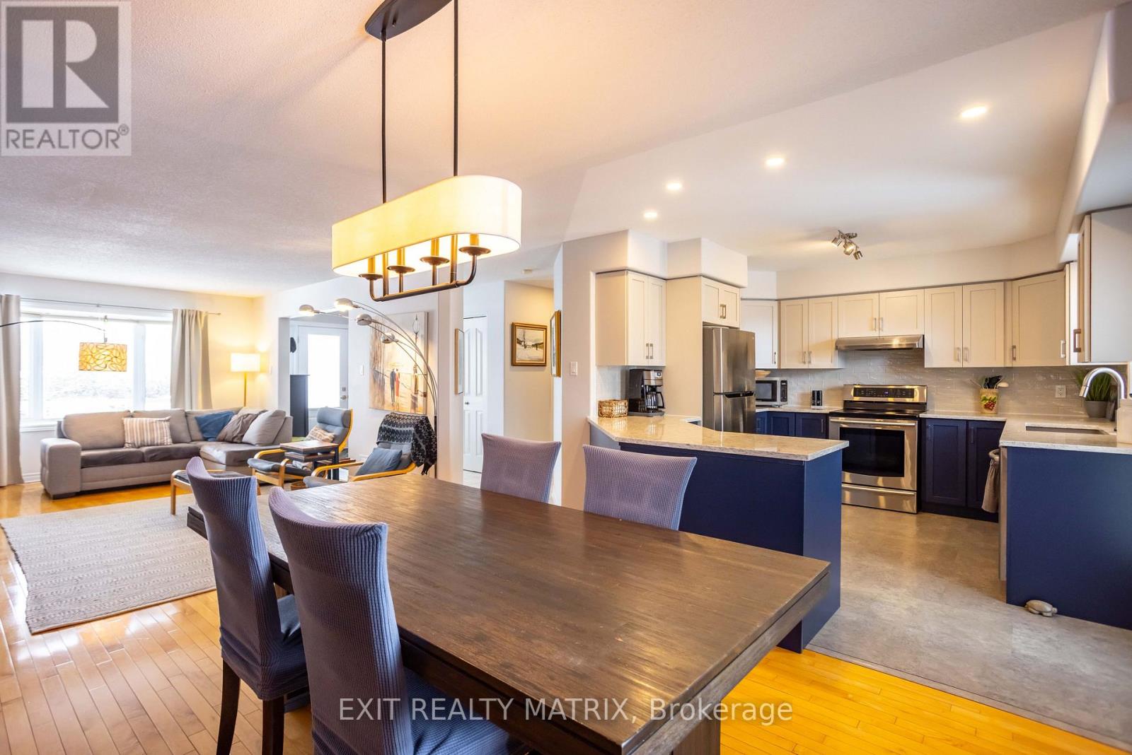 106 Lachaine Street, Russell, Ontario  K0A 3H0 - Photo 16 - X12836316