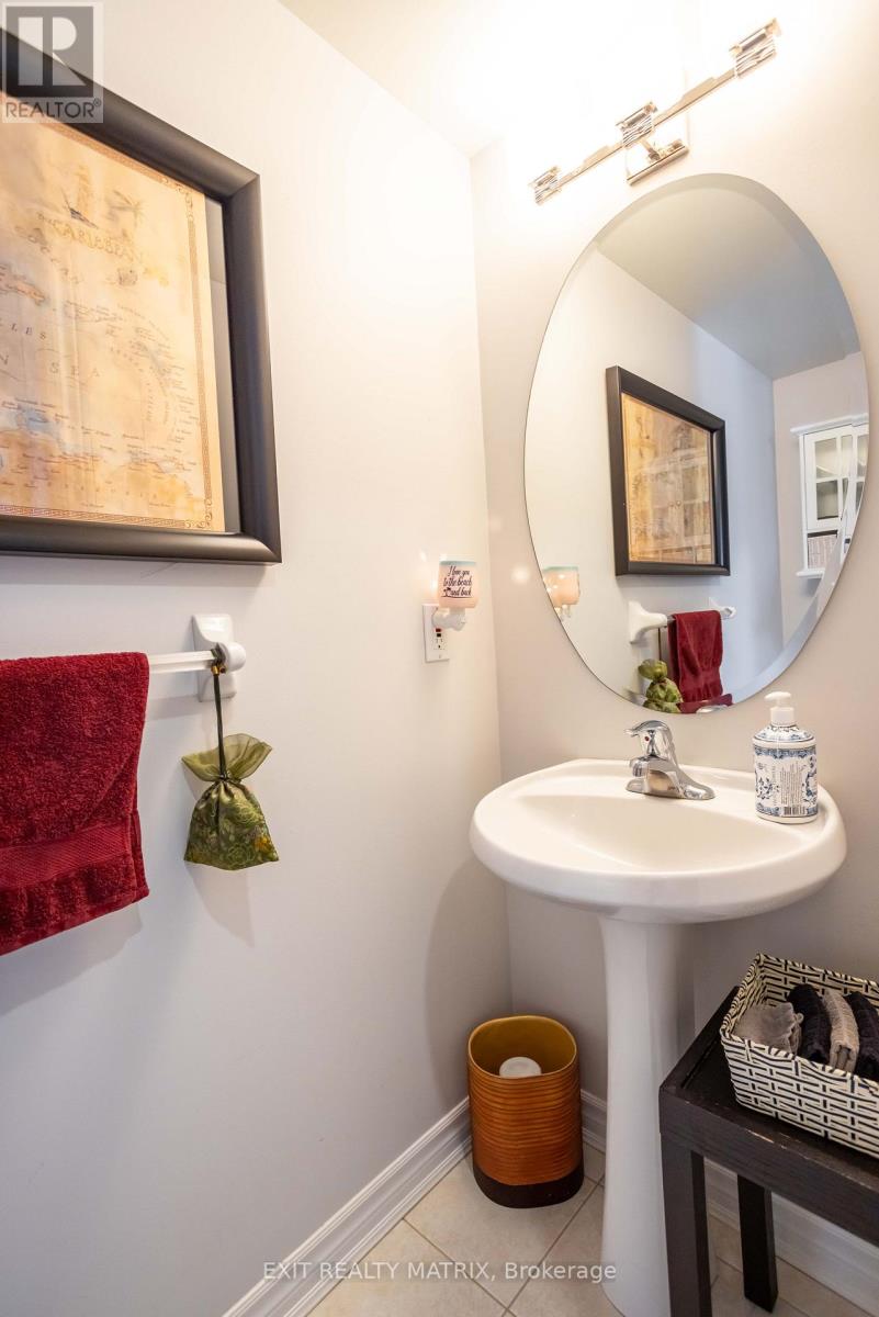 106 Lachaine Street, Russell, Ontario  K0A 3H0 - Photo 24 - X12836316