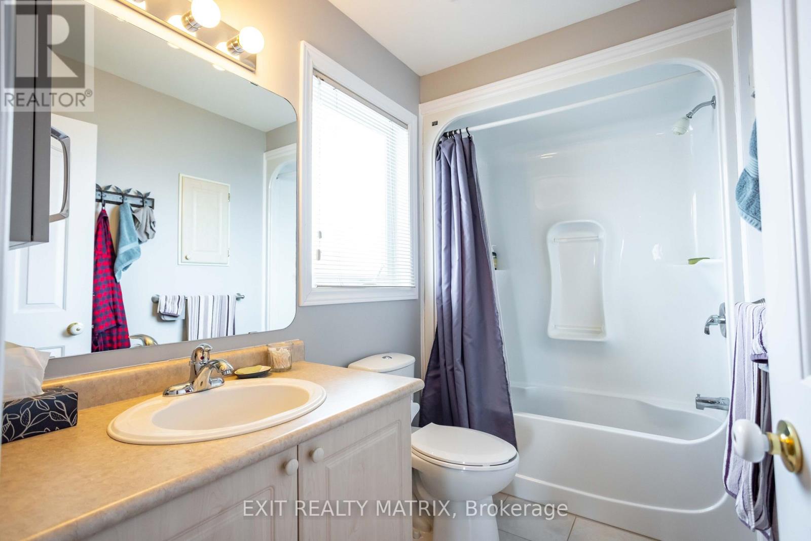 106 Lachaine Street, Russell, Ontario  K0A 3H0 - Photo 33 - X12836316