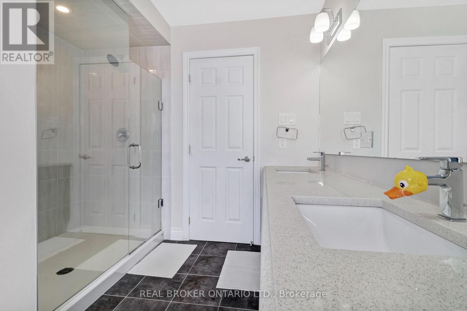 642 Continental Avenue, Ottawa, Ontario K2S 1B6 - Photo 31 - X12836356