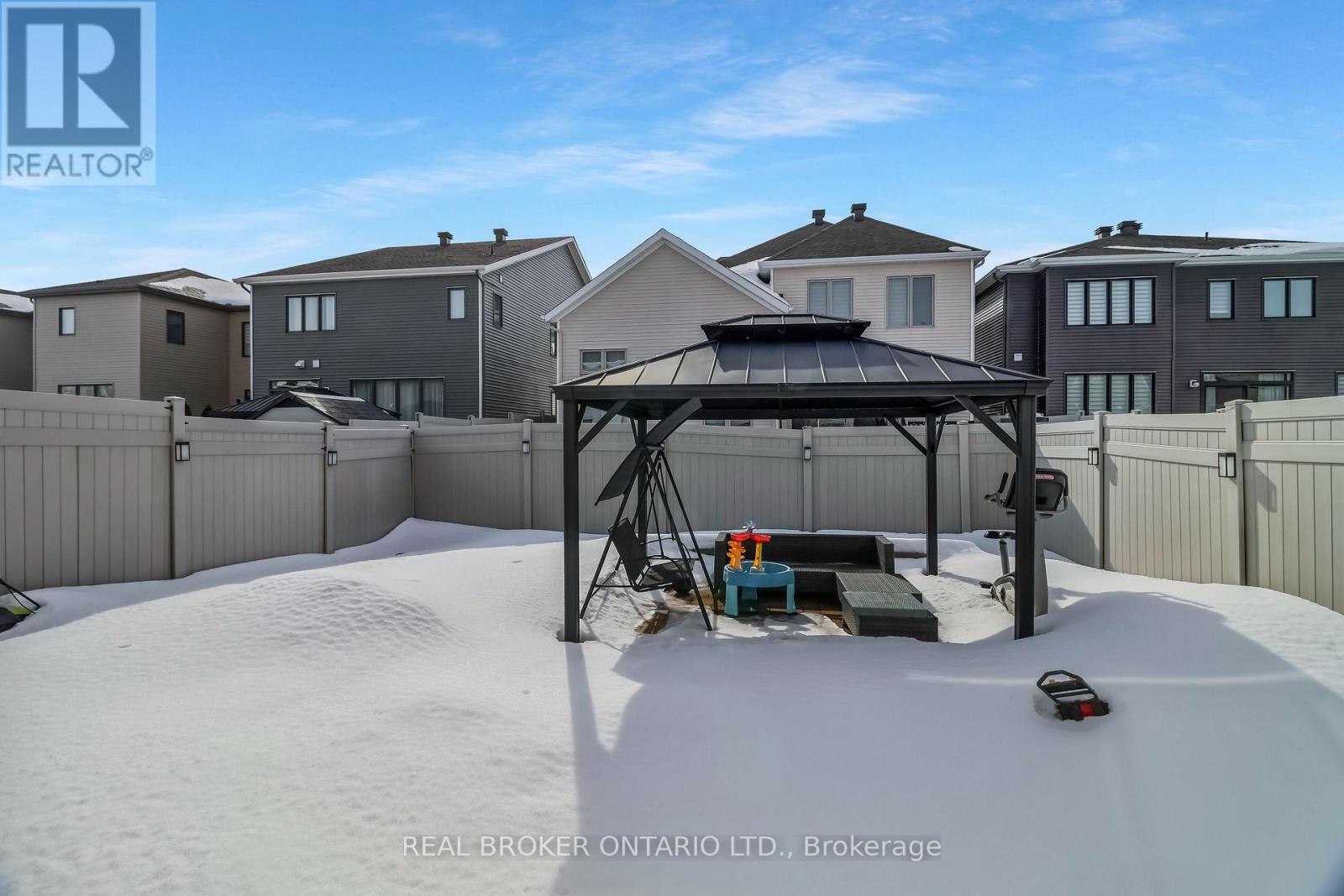 642 Continental Avenue, Ottawa, Ontario K2S 1B6 - Photo 33 - X12836356