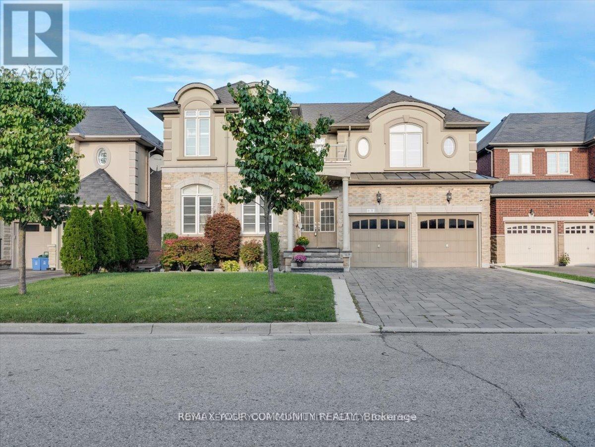 9 Heaney Court, Aurora, Ontario  L4G 0J7 - Photo 3 - N12708258