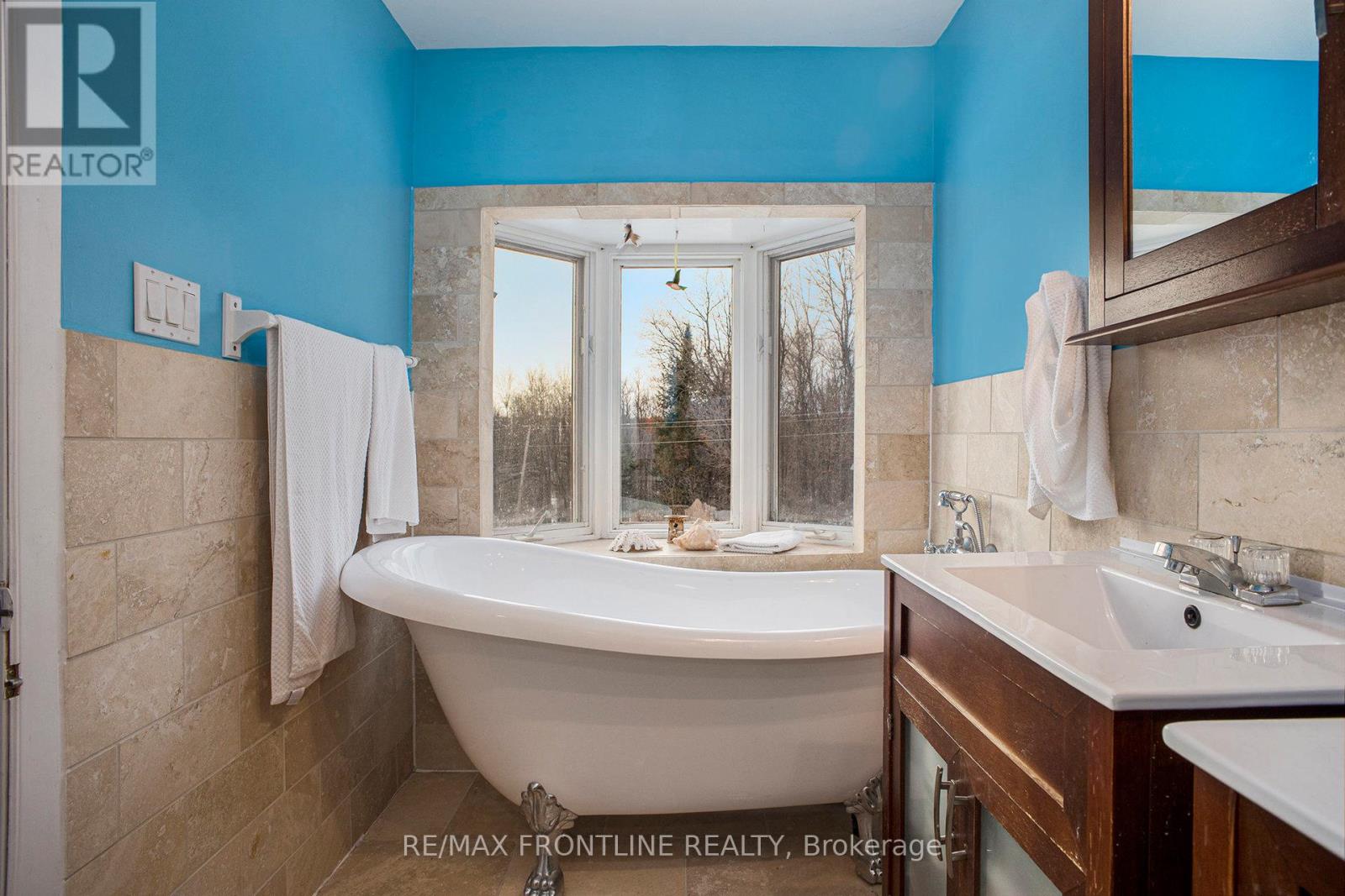 242 Maberly Station Road Nw, Tay Valley, Ontario  K0H 2B0 - Photo 15 - X12546280