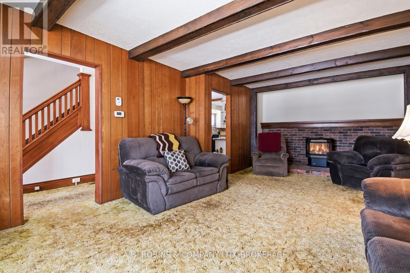 129 Adelaide Street, Port Colborne, Ontario  L3K 2W4 - Photo 6 - X12836414