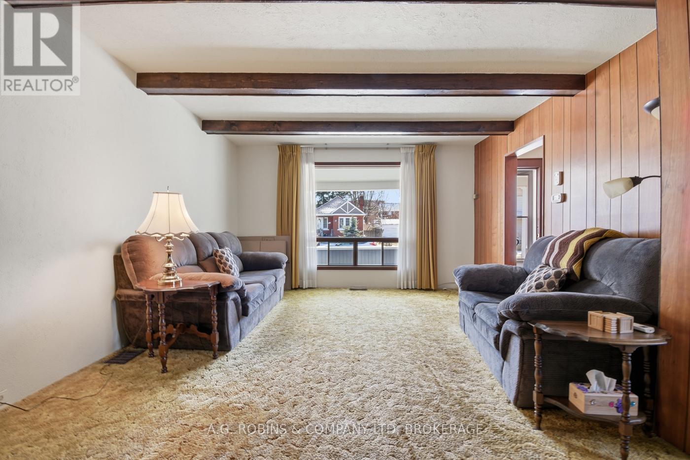 129 Adelaide Street, Port Colborne, Ontario  L3K 2W4 - Photo 7 - X12836414